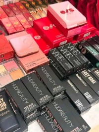 Wholesale Cosmetics Pallets – Mixed Branded Beauty & Personal Care Products
